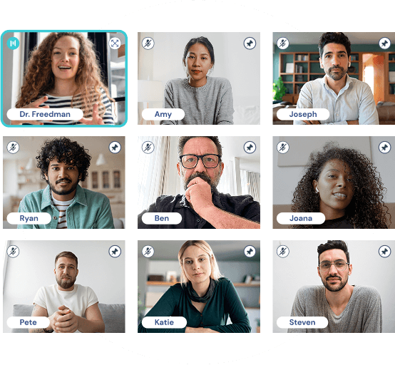 Peer support group members in virtual therapy